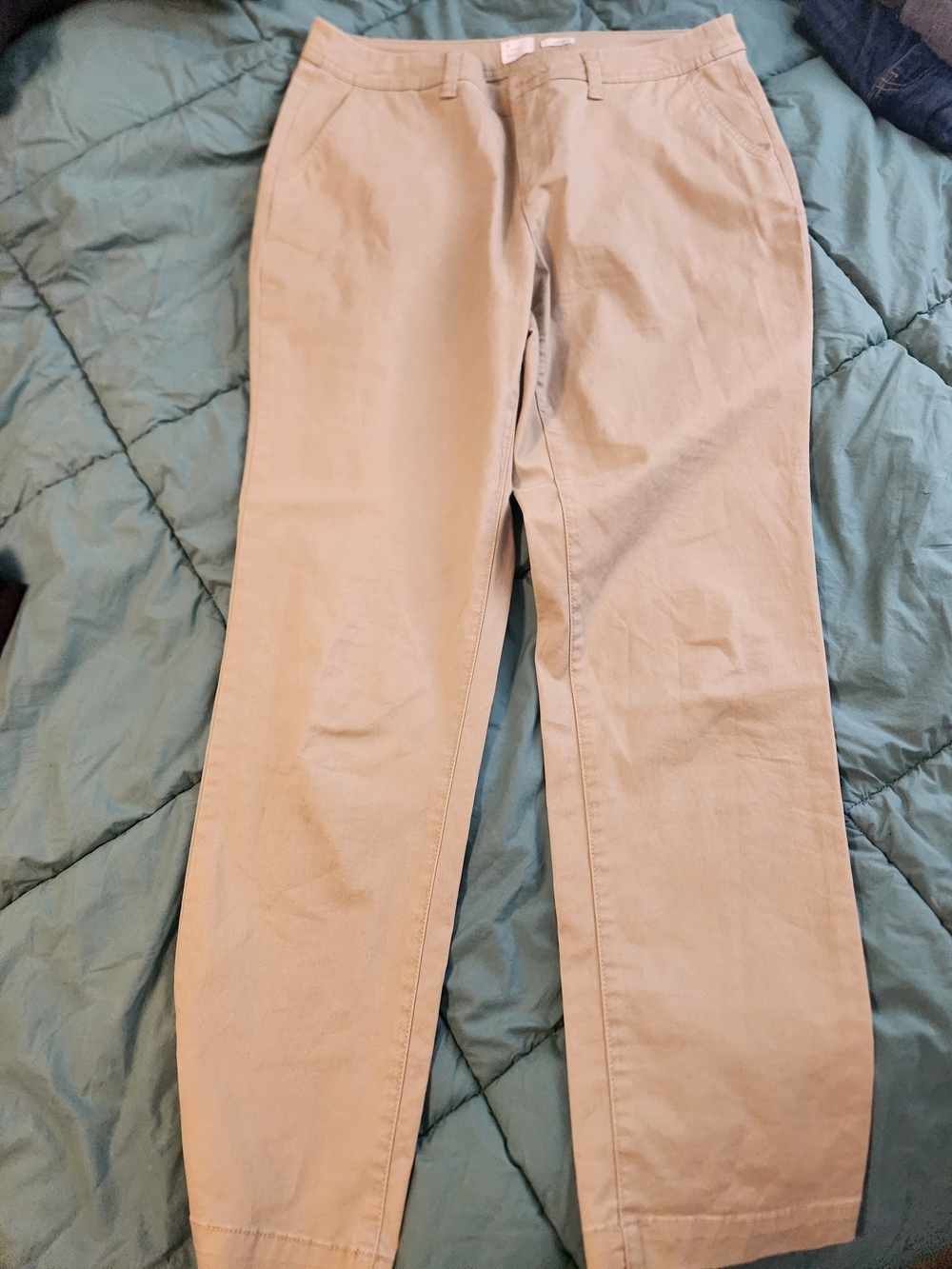 Classic Women's Beige Jeans
